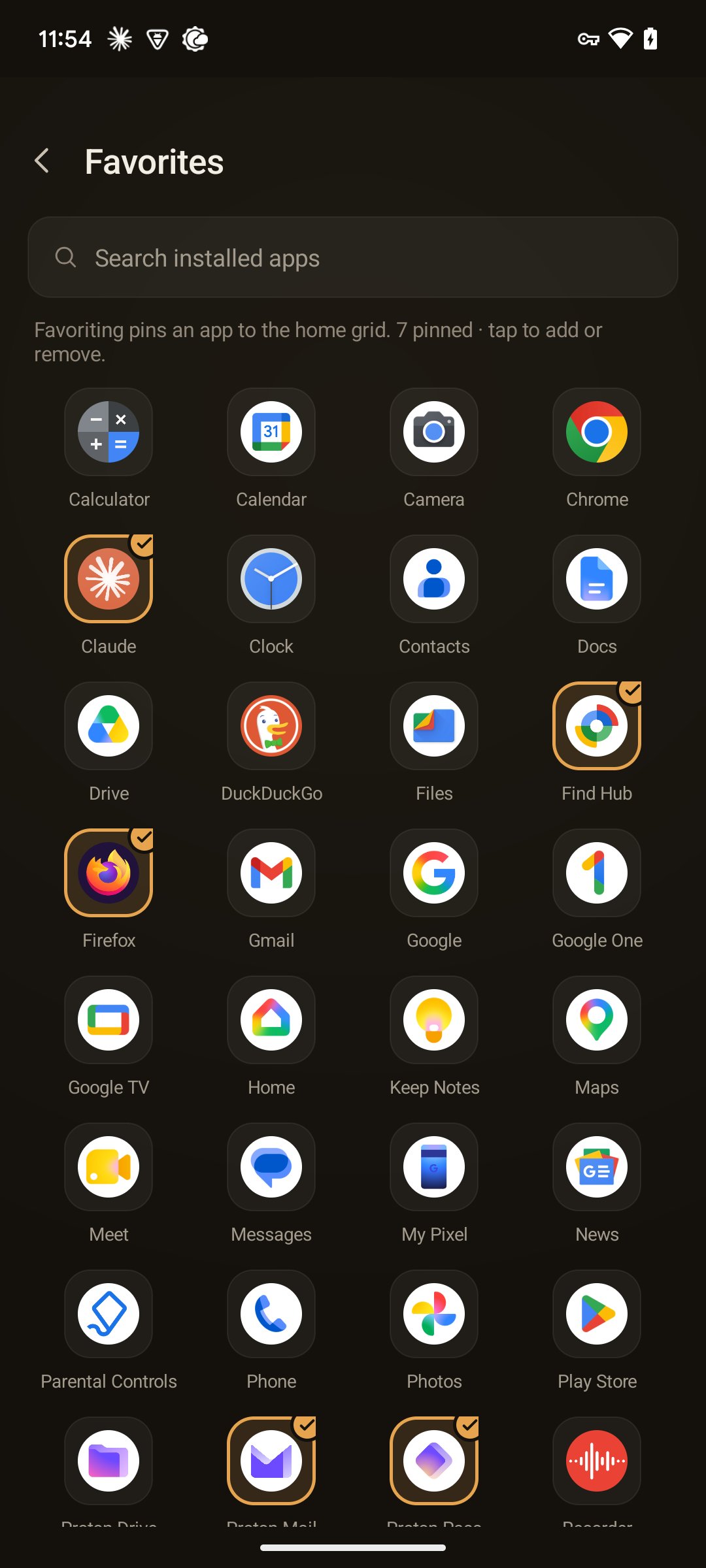 The Favorites screen — a searchable app-picker grid of icons and names
